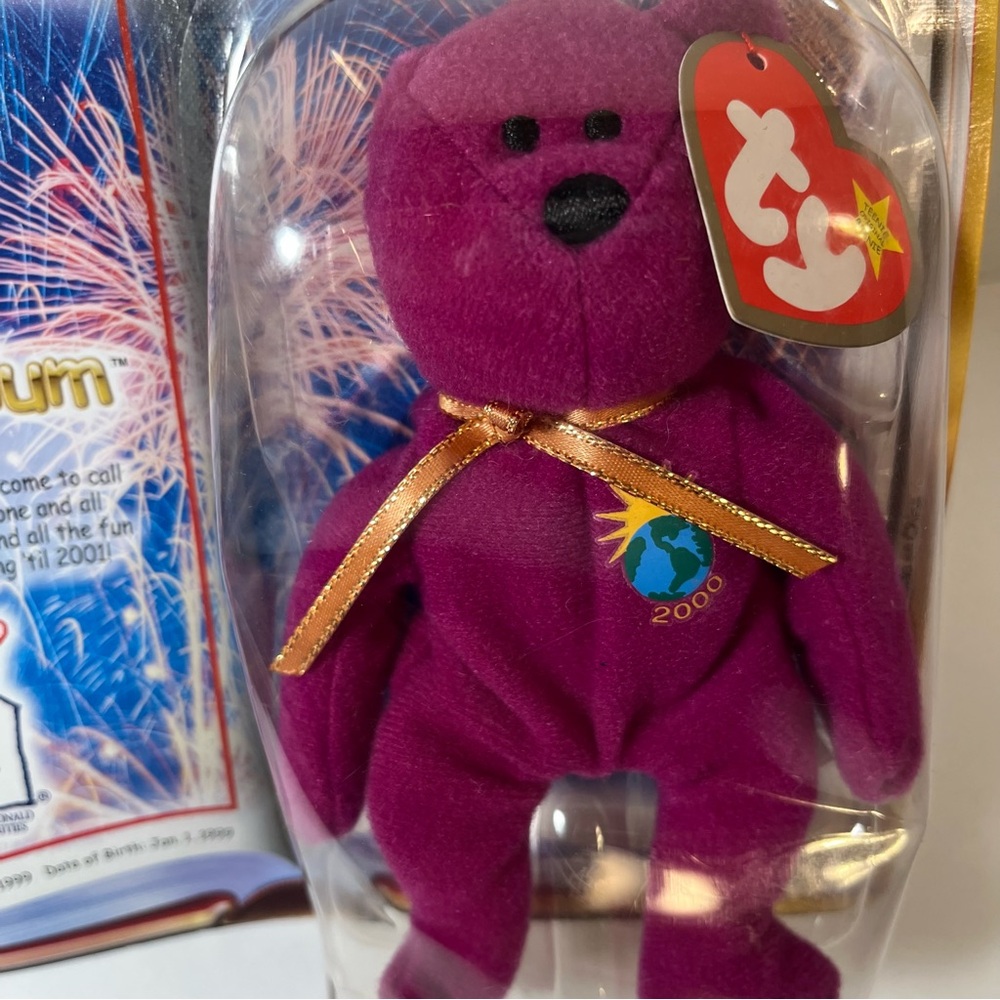 2000 TY Ronald McDonald House Charities Millennium the Bear in Original Package